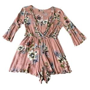 New Mode USA Floral Pink Romper with 3/4 Sleeves Size M